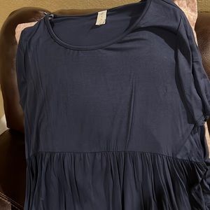 MTS Women’s short maxi dress large size, very soft material, measures 22 in ptp